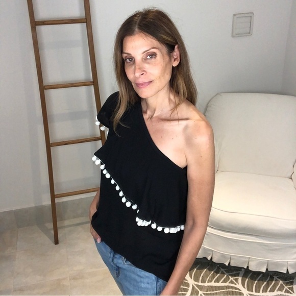 𝅺design 365 black one shoulder blouse with Pom poms size medium - Picture 6 of 6